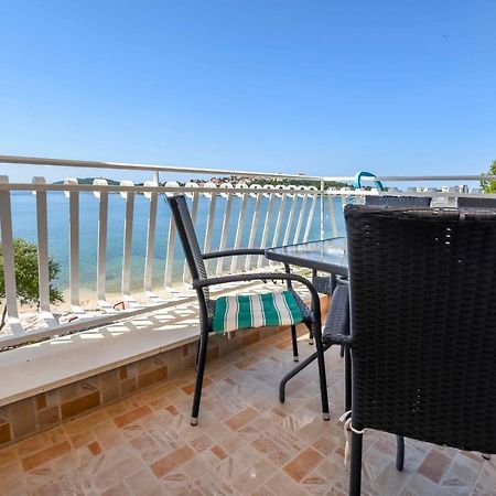 Apartments Silvana Рогозница Екстериор снимка