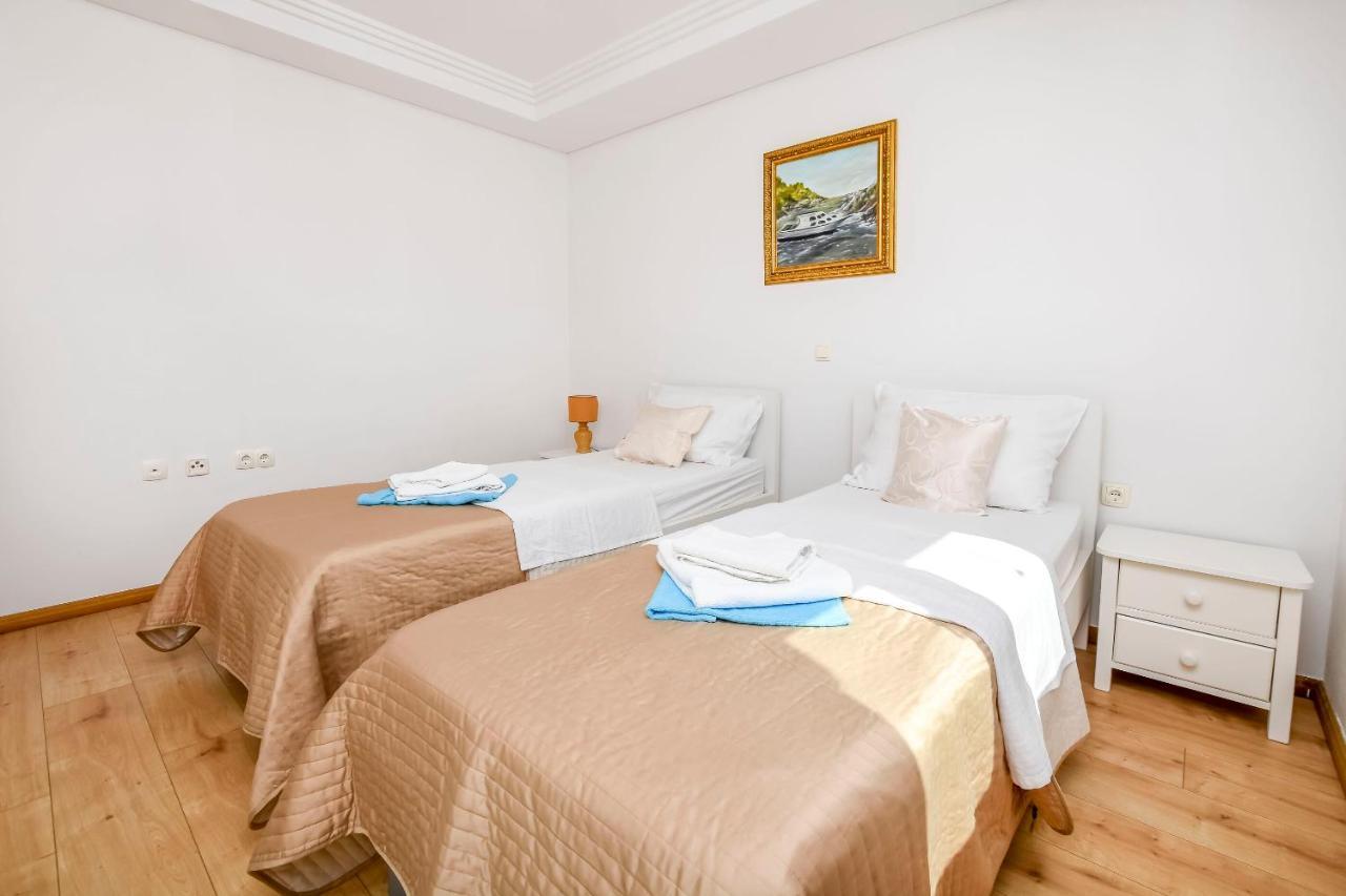 Apartments Silvana Рогозница Екстериор снимка